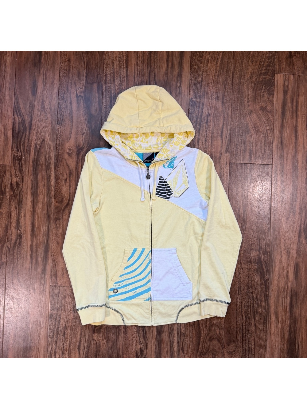 Vintage Y2K Volcom Zip Up Hoodie Colorblock Sweatshirt Small Surf Skate